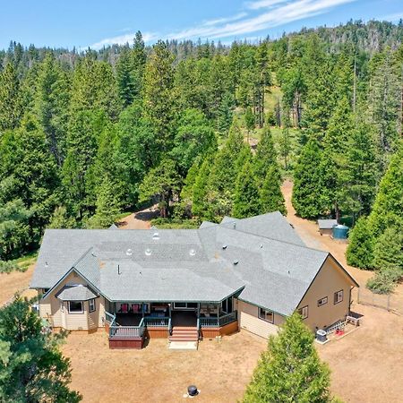 Moonrise Lodge - A Large Vacation Home In מריפוסה מראה חיצוני תמונה